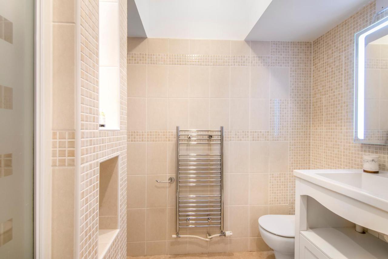 Villa The Roost Group - The Coach House - Hot Tub à Gravesend Extérieur photo