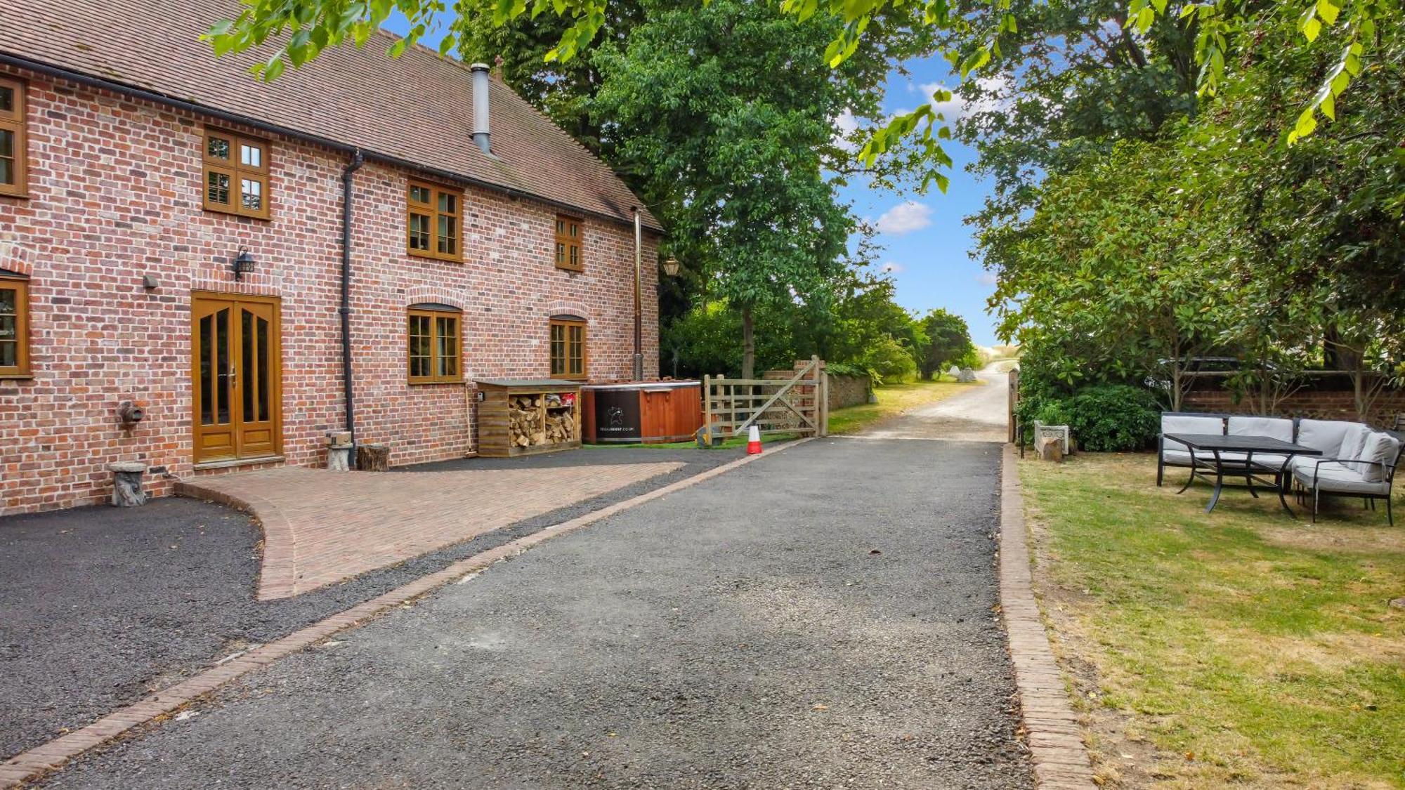 Villa The Roost Group - The Coach House - Hot Tub à Gravesend Chambre photo